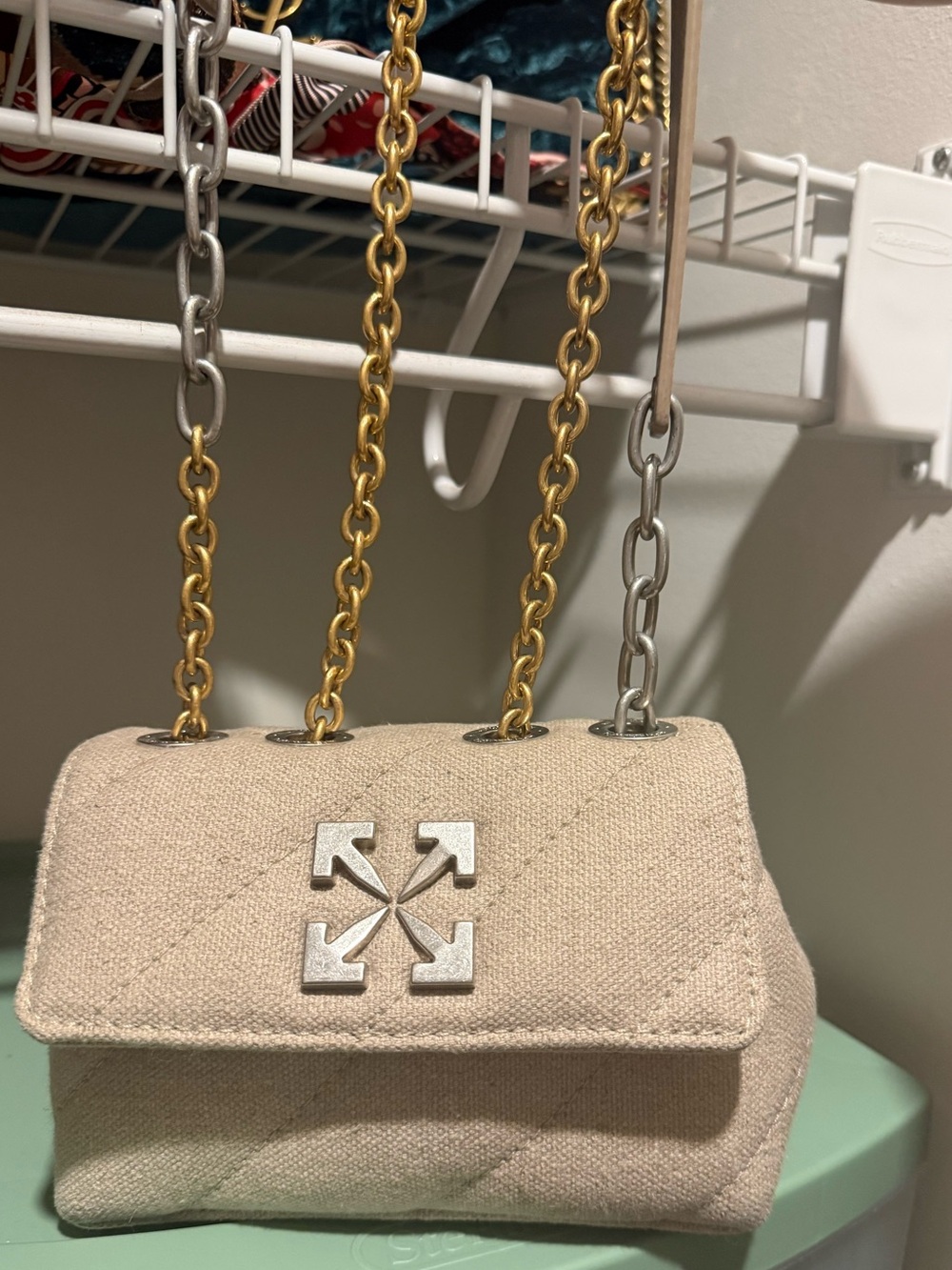 Off white jackhammer 17 stripe quilted canvas shoulder bag